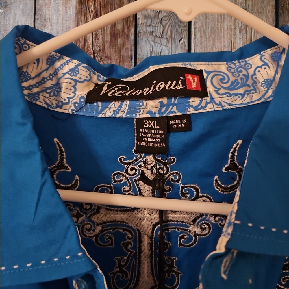 Elegant Blue Embroidered Men's Shirt - Picture 5 of 5